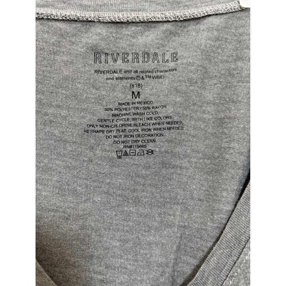 Riverdale Vixens Bulldog Women T-Shirt Tee Size Medium Short Sleeve Cotton Gray - Picture 2 of 5